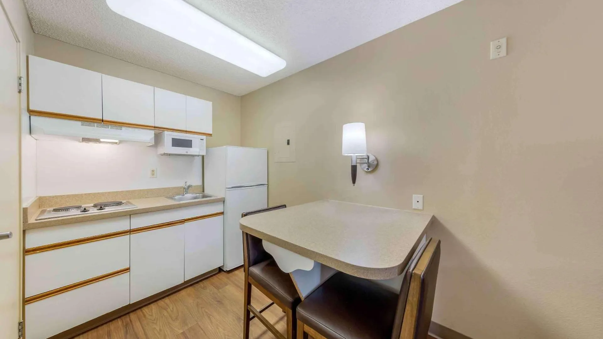 Extended Stay America Suites - Los Angeles - LAX Airport - El Segundo Hotel